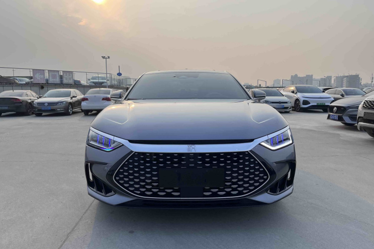 比亚迪 汉 2024款 DM-i 荣耀版 121KM 尊享型车身外观6001