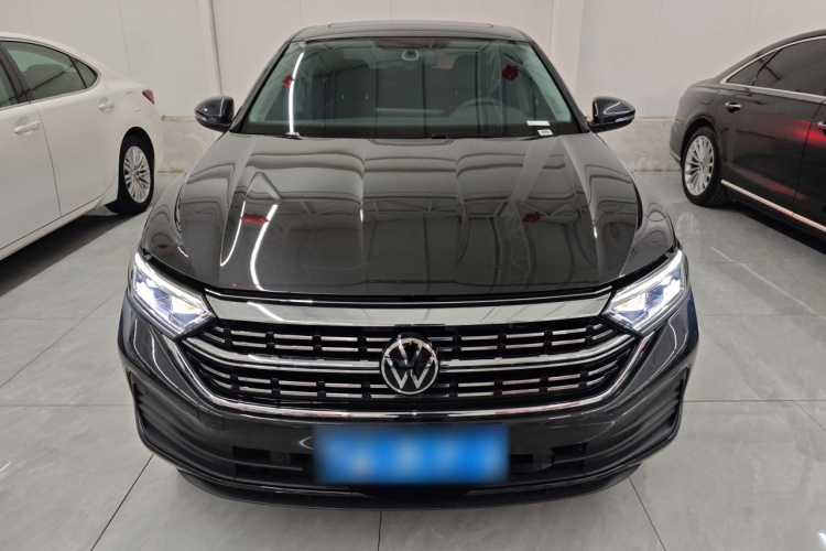 大众 速腾 2025款 改款三 300TSI DSG超越版车身外观2