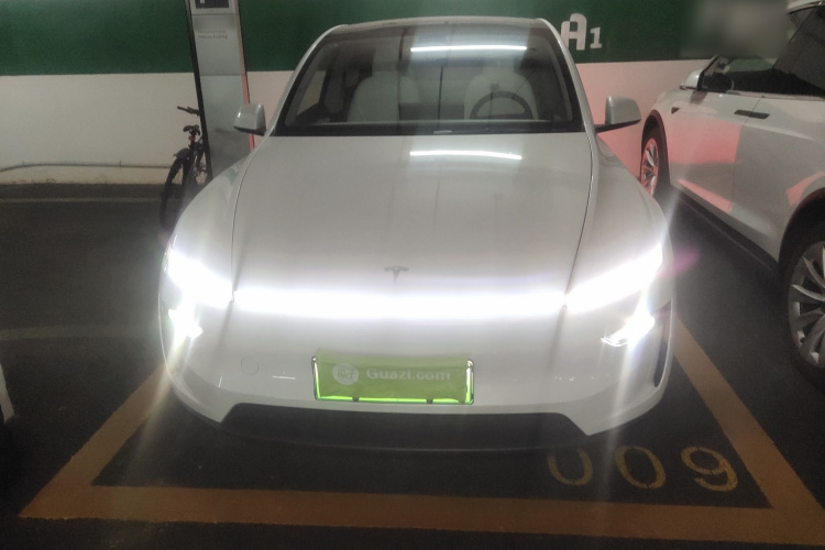 特斯拉 Model Y 2025款 长续航全轮驱动版车身外观6001