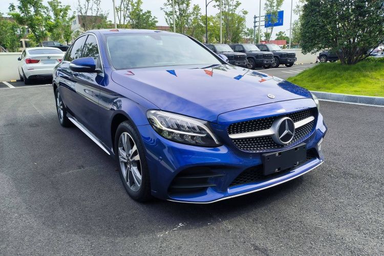 奔驰C级 2019款 C 180 L 时尚型运动版车身外观6002