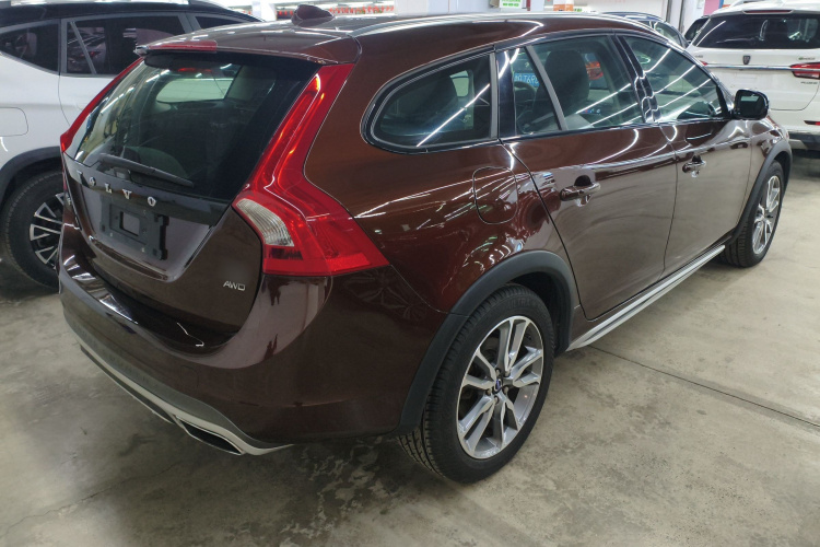 沃尔沃V60 2016款 Cross Country T6 AWD车身外观6005
