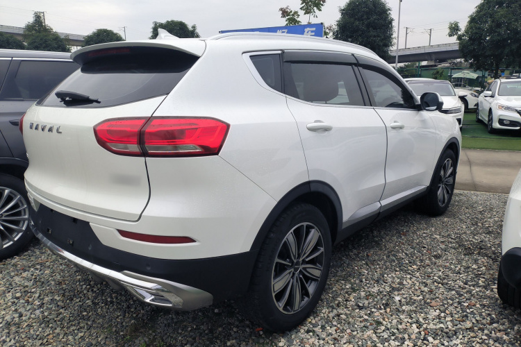 哈弗H6 2021款 1.5T 自动冠军版车身外观7