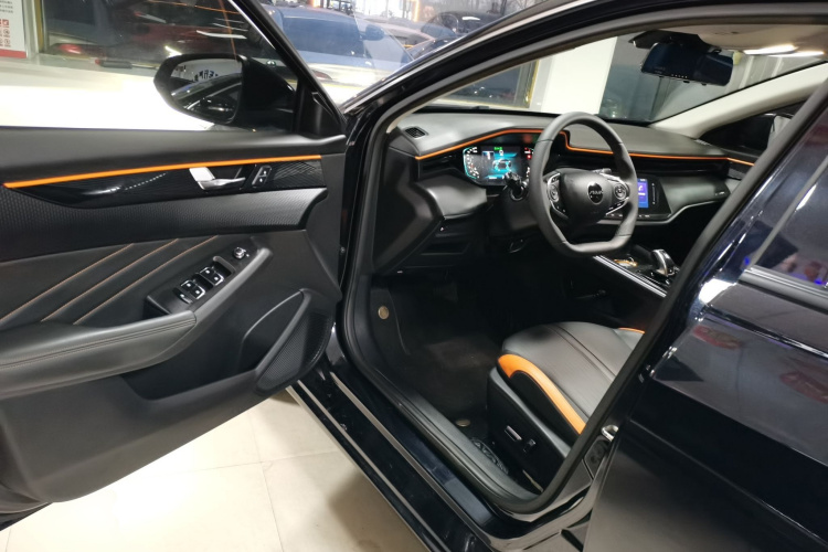 东风风神 奕炫MAX 2023款 1.5T 超炫潮爸版中控内饰20