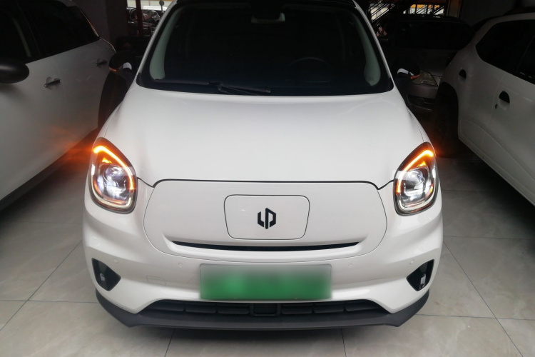 零跑汽车 零跑T03 2020款 400豪华版车身外观2