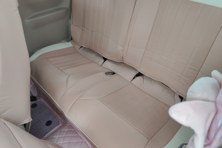 吉利银河 2023款 熊猫mini 200km 耐力熊中控内饰21