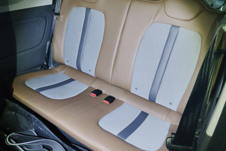 五菱汽车 宏光MINIEV 2022款 GAMEBOY 300km 玩咖款 磷酸铁锂中控内饰7004