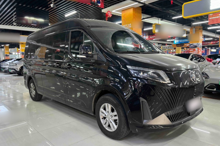 福田 2024款 图雅诺大V PRO 高级小客  2.0T手动长轴中顶 后单胎7/9座车身外观6002