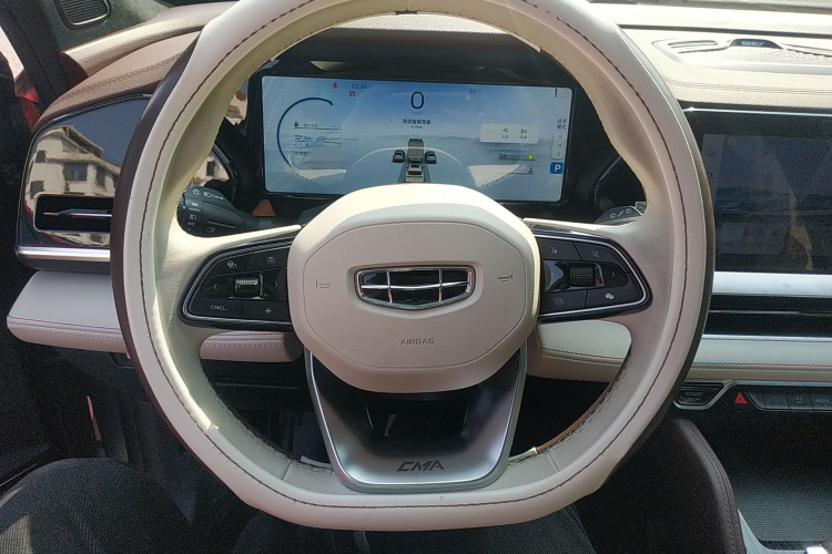 吉利汽车 星越L 2021款 2.0TD DCT EVO两驱尊贵型中控内饰13