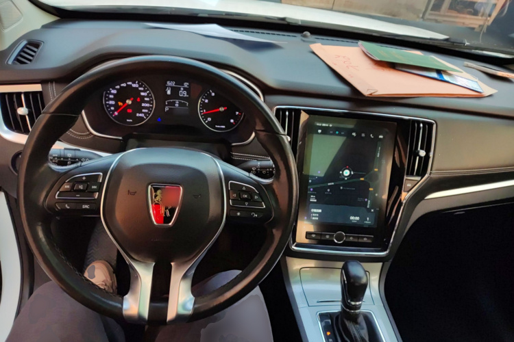 荣威RX5 2018款 20T 两驱自动互联网智惠版中控内饰7002