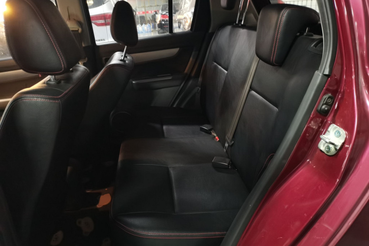 铃木 雨燕 2016款 1.5L 自动时尚型酷玩版中控内饰21