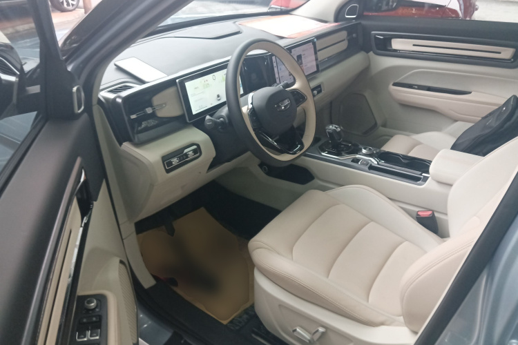 吉利汽车 吉利icon 2023款 1.5TD 巧克力醇巧版中控内饰20