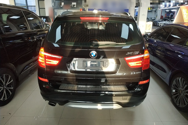 宝马X3(进口) 2014款 xDrive20i X设计套装车身外观6