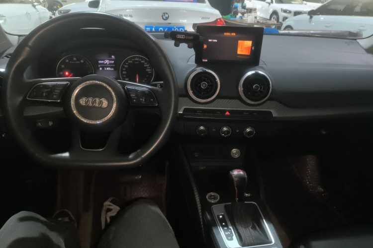 奥迪Q2L 2022款 35 TFSI 进取动感型中控内饰12