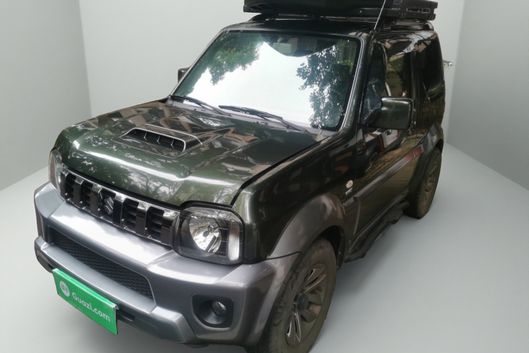 铃木 吉姆尼 2015款 1.3 AT Mode3导航版车身外观1