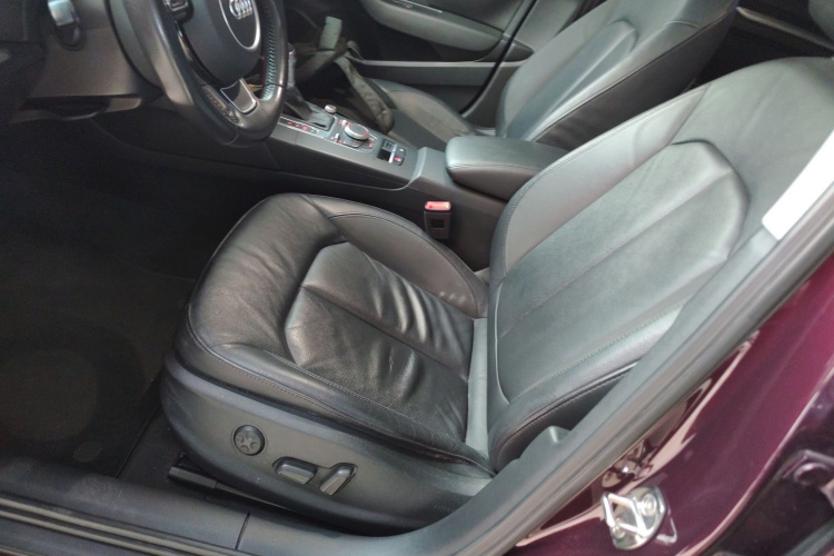 奥迪A3 2016款 Sportback 35 TFSI 风尚型局部细节19