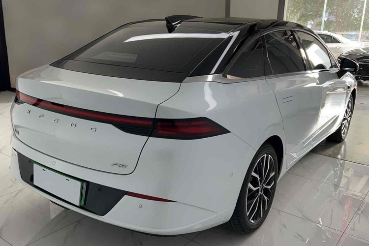 小鹏P5 2024款 500Pro版车身外观6004