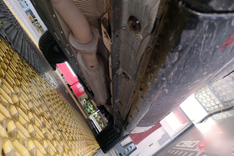 领克08 EM-P 2025款 220km 四驱性能Halo局部细节9002