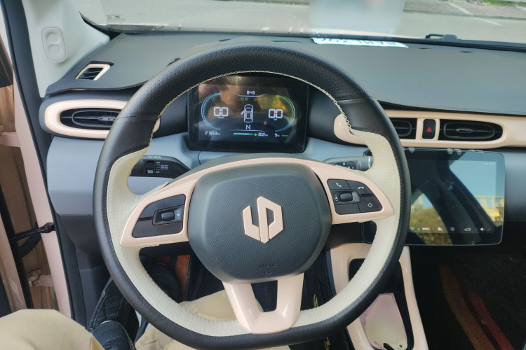 零跑汽车 零跑T03 2021款 400轻享版 磷酸铁锂局部细节13