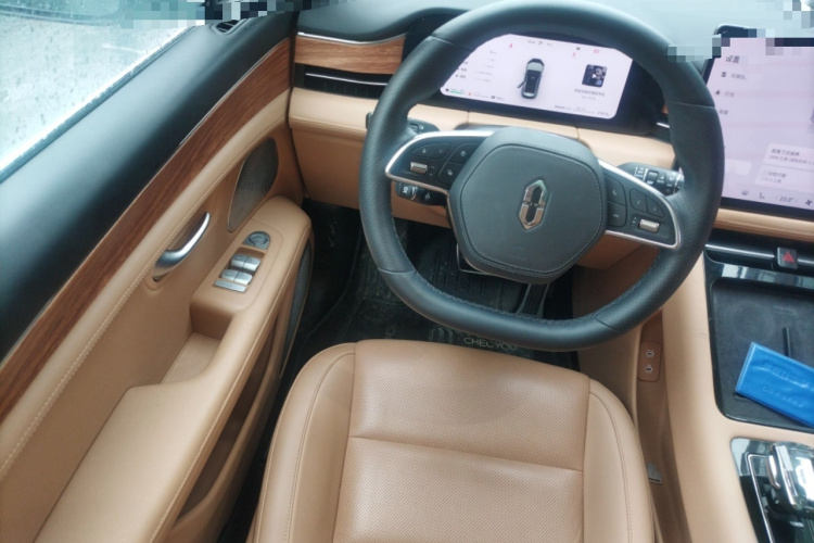 鸿蒙智行 问界M5 2023款 增程四驱智驾版局部细节13