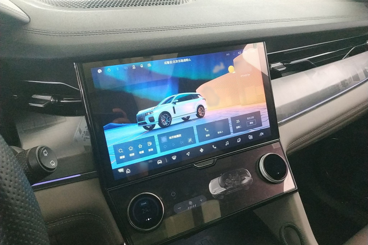 领克09 EM-P 2023款 2.0TD EM-P 远航版PM 六座局部细节16