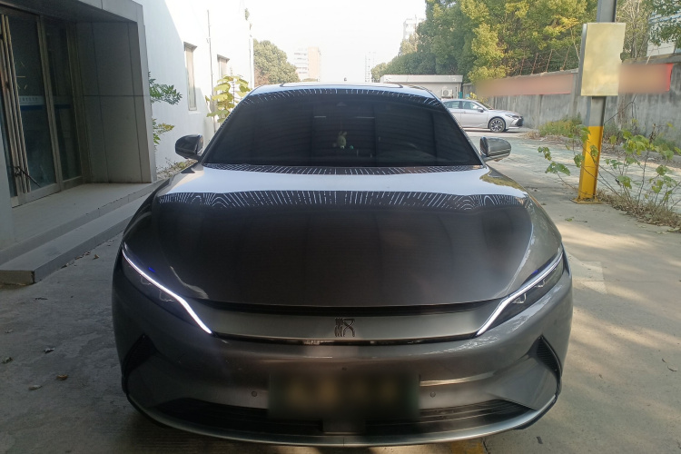 比亚迪 汉 2021款 EV 标准续航版豪华型车身外观2