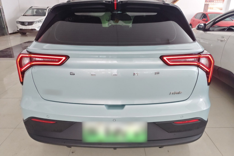 吉利几何E萤火虫 2024款 301km 星光车身外观6