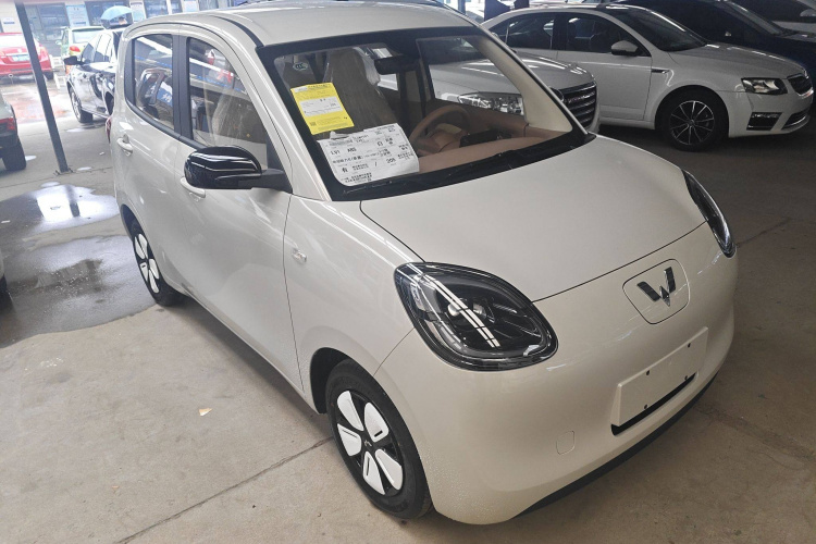 五菱汽车 宏光MINIEV 2025款 四门版 进阶款车身外观3