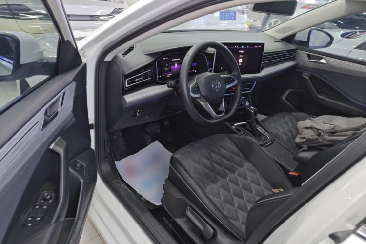 大众 速腾 2023款 300TSI DSG超越版中控内饰7003