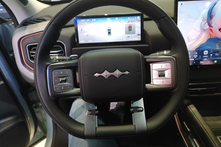 方程豹 钛3 2025款 501KM 四驱智驾Ultra版中控内饰13