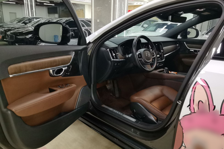 沃尔沃V90 2021款 Cross Country B5 AWD 智远版中控内饰7002