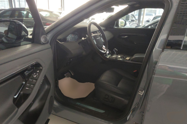 路虎 揽胜极光 2020款 249PS R-DYNAMIC SE 运动科技版中控内饰20