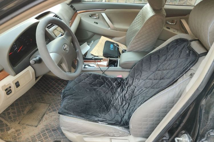 丰田 凯美瑞 2013款 200E 经典精英版中控内饰19