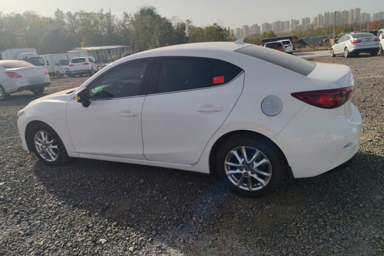 马自达3 昂克赛拉 2014款 三厢 1.5L 手动舒适型车身外观4