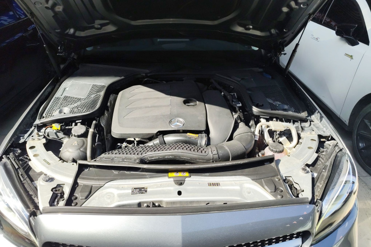 奔驰C级 2020款 C 260 L 运动版局部细节24