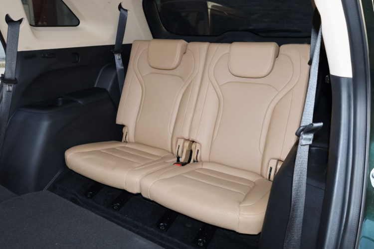 蓝电E5 PLUS 2025款 165km 长续航版PLUS 7座中控内饰7012