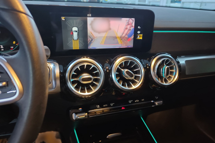 奔驰GLB 2021款 GLB 200 时尚型局部细节16