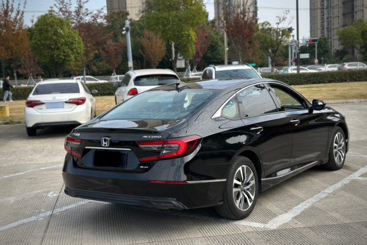 本田 雅阁 2022款 锐·混动 2.0L 锐领版车身外观6007