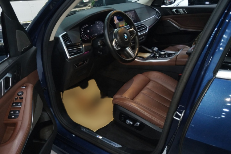 宝马X5(进口) 2019款 xDrive40i 尊享型 M运动套装中控内饰7003