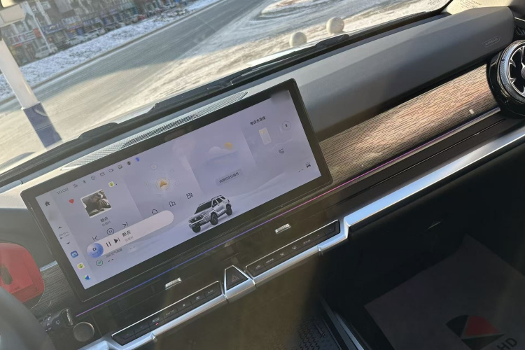 坦克400 2025款 2.4T 柴油版车身外观6006