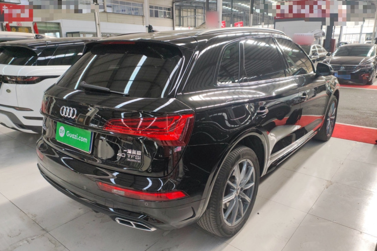奥迪Q5L 2023款 40T 豪华动感型车身外观6005