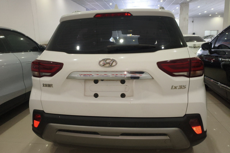 北京现代ix35 2019款 2.0L 自动两驱智勇·畅享版 国V车身外观6004