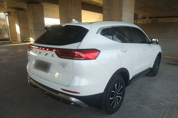 哈弗H6 2023款 国潮版 1.5T 自动都市版车身外观7