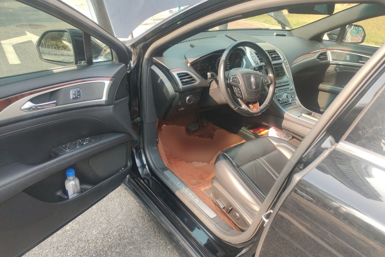 林肯MKZ 2018款 2.0T 尊享版中控内饰20