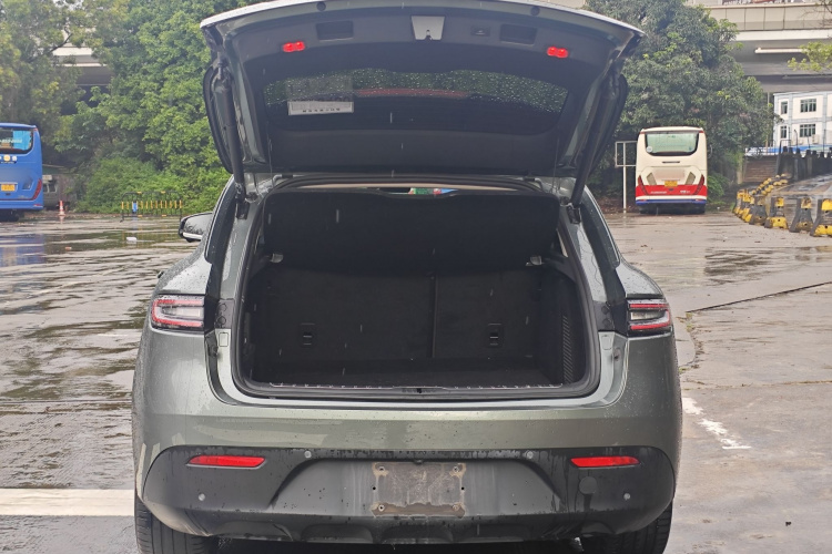 鸿蒙智行 问界M5 2022款 增程后驱标准版车身外观6009