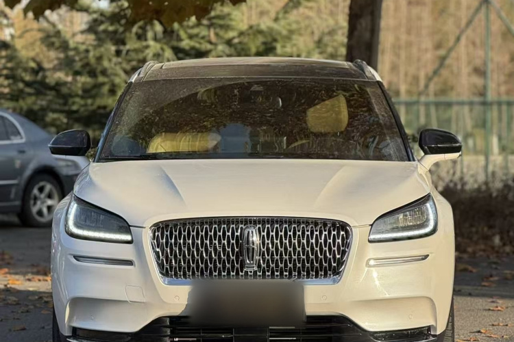 林肯 冒险家 2022款 2.0T 两驱尊雅版车身外观6001