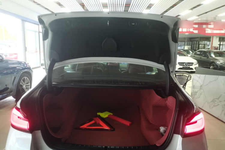 宝马5系 2022款 改款二 525Li M运动套装机舱底盘23