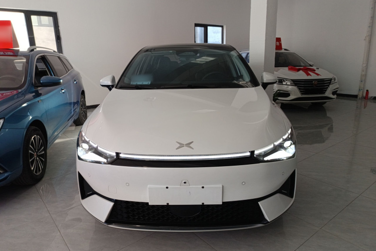 小鹏P5 2022款 550E车身外观6001