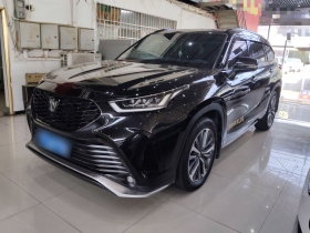 丰田 皇冠陆放 2024款 2.5L HEV四驱尊贵版