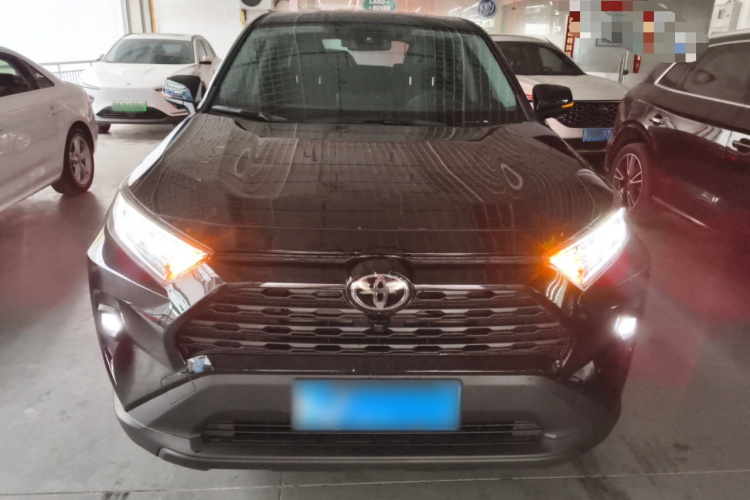 丰田 RAV4荣放 2024款 2.0L CVT两驱都市版车身外观6001