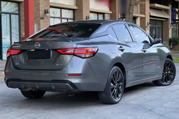 日产 轩逸 2022款 电驱版e-POWER 超智联PLUS车身外观6006